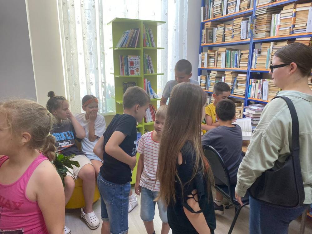 По книжным тропинкам лета
По книжным тропинкам лета