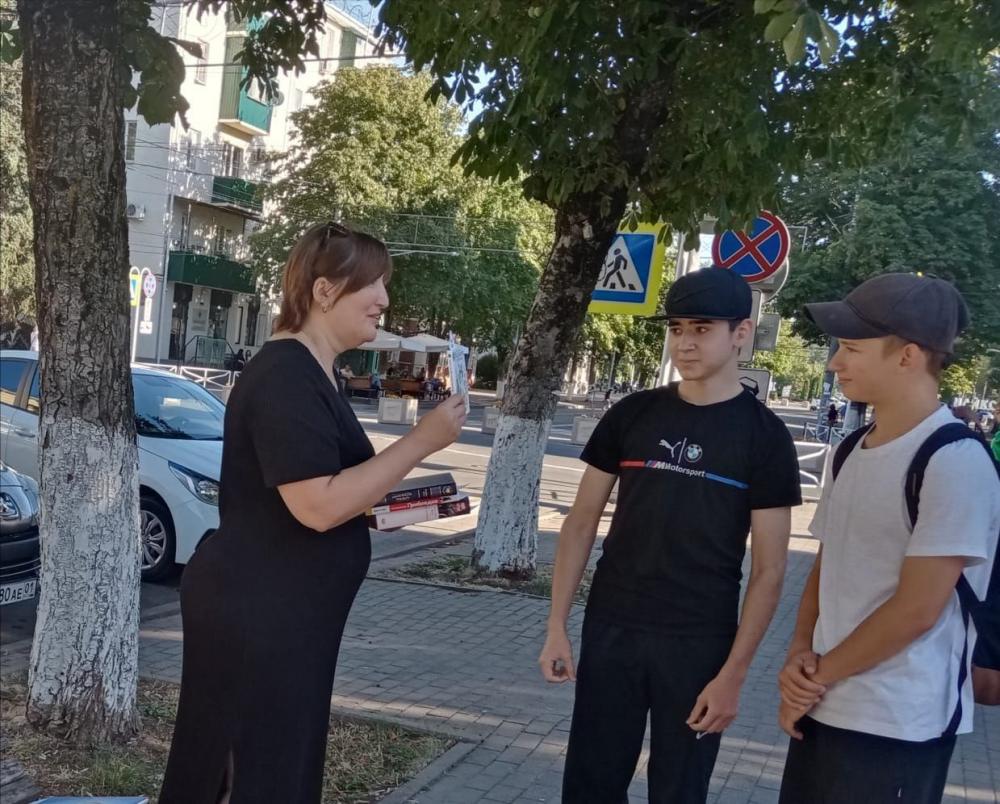 Юбиляры на скамейке
Юбиляры на скамейке
