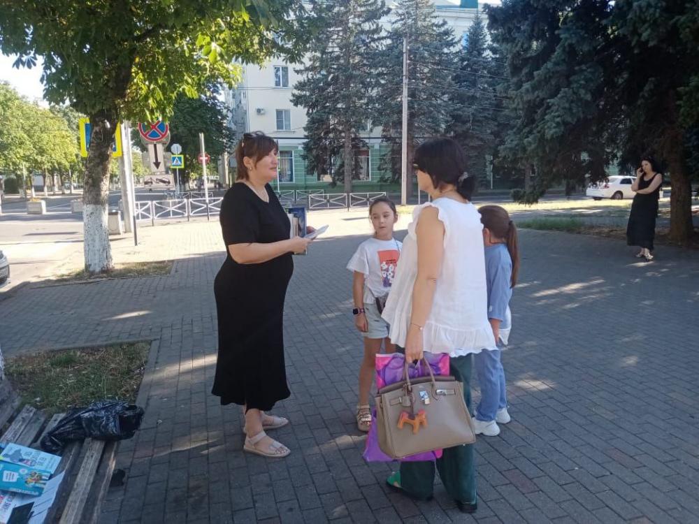 Юбиляры на скамейке
Юбиляры на скамейке