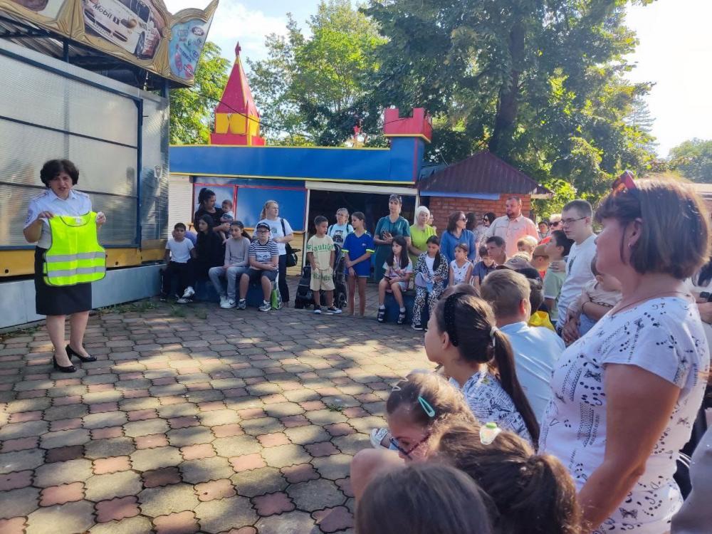 Везу детей безопасно!
Везу детей безопасно!