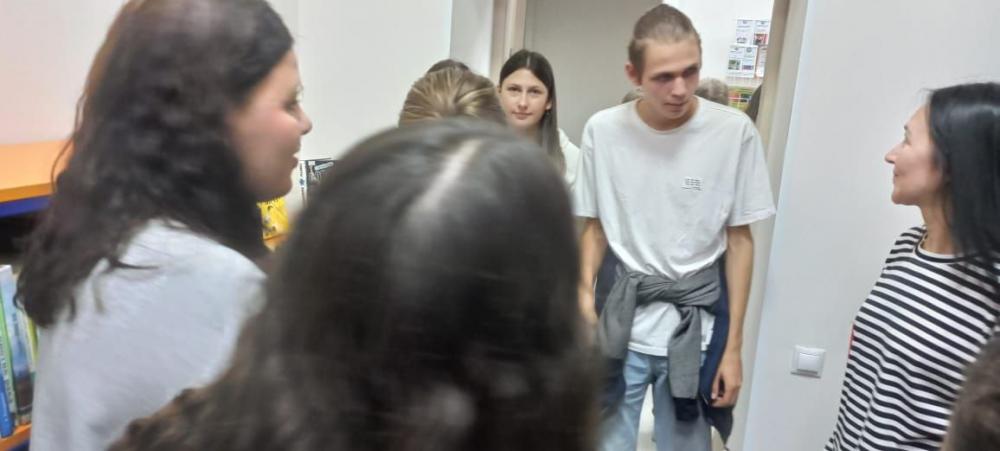 Учитель вечен на земле
Учитель вечен на земле
