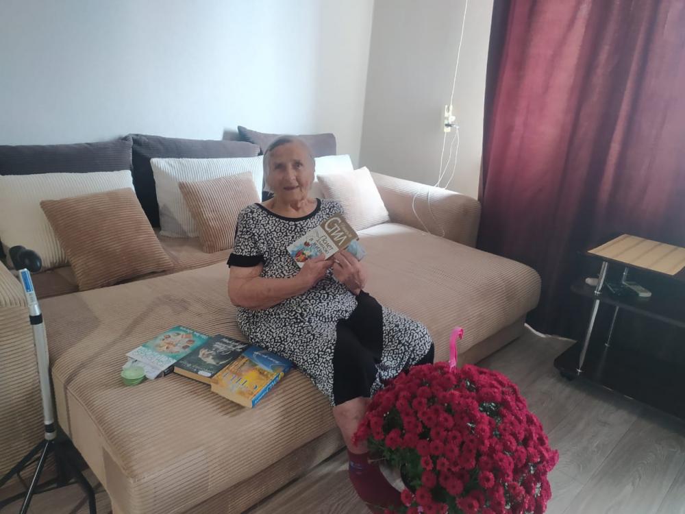 С благодарностью за труд
С благодарностью за труд