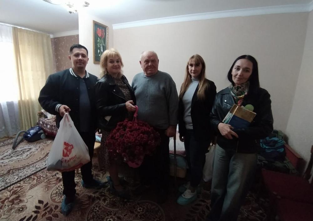 С благодарностью за труд
С благодарностью за труд