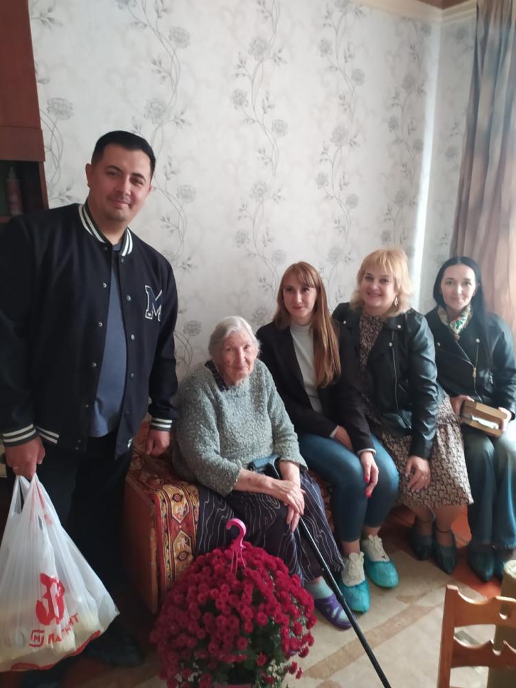 С благодарностью за труд
С благодарностью за труд