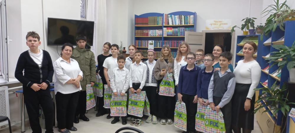 Маленькие герои
Маленькие герои
