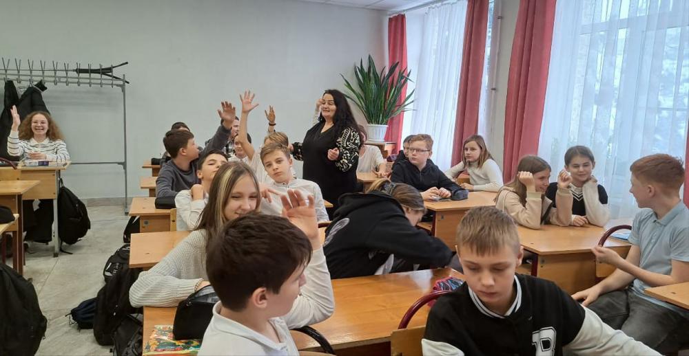 Новогодние традиции и забавы
