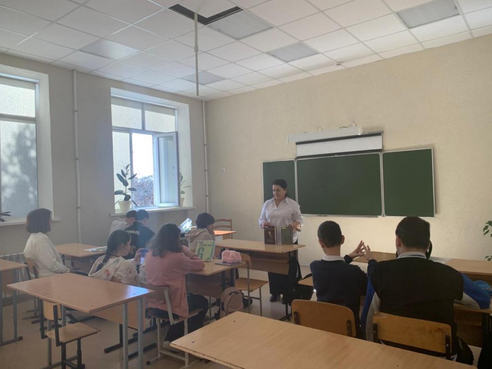 Многоликий Достоевский
Многоликий Достоевский