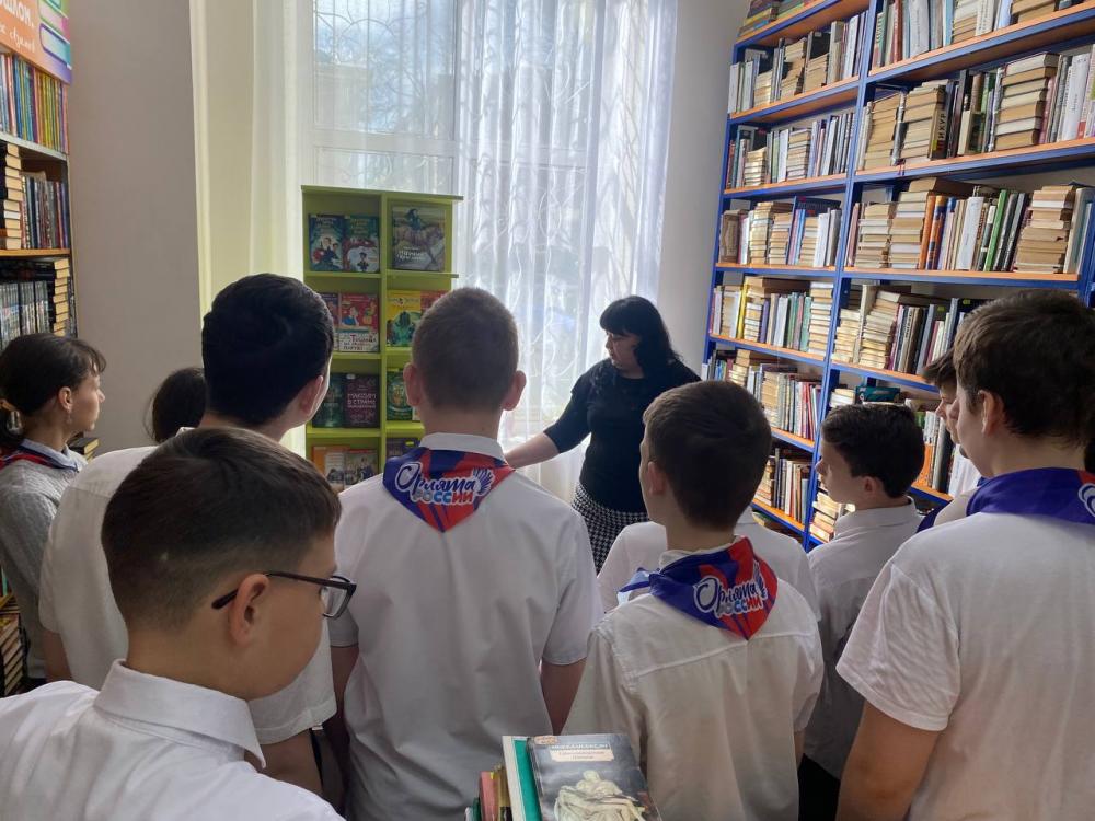 Книжный звездопад
Книжный звездопад