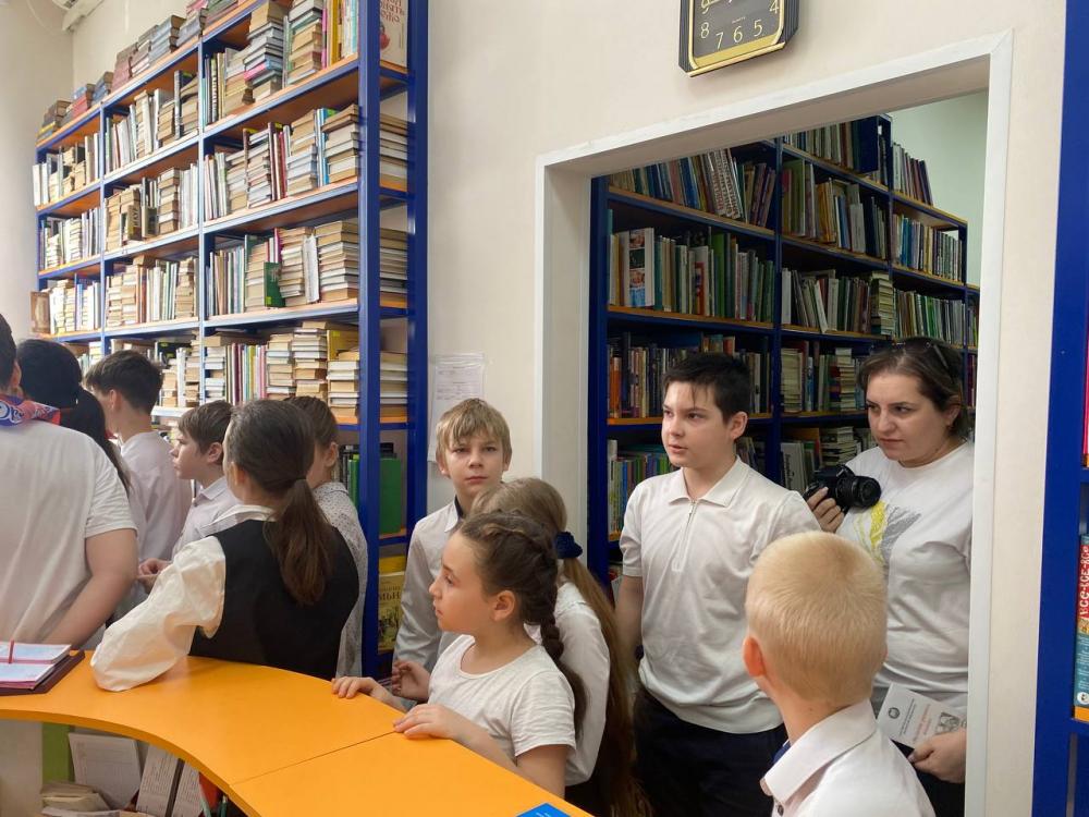 Книжный звездопад
Книжный звездопад
