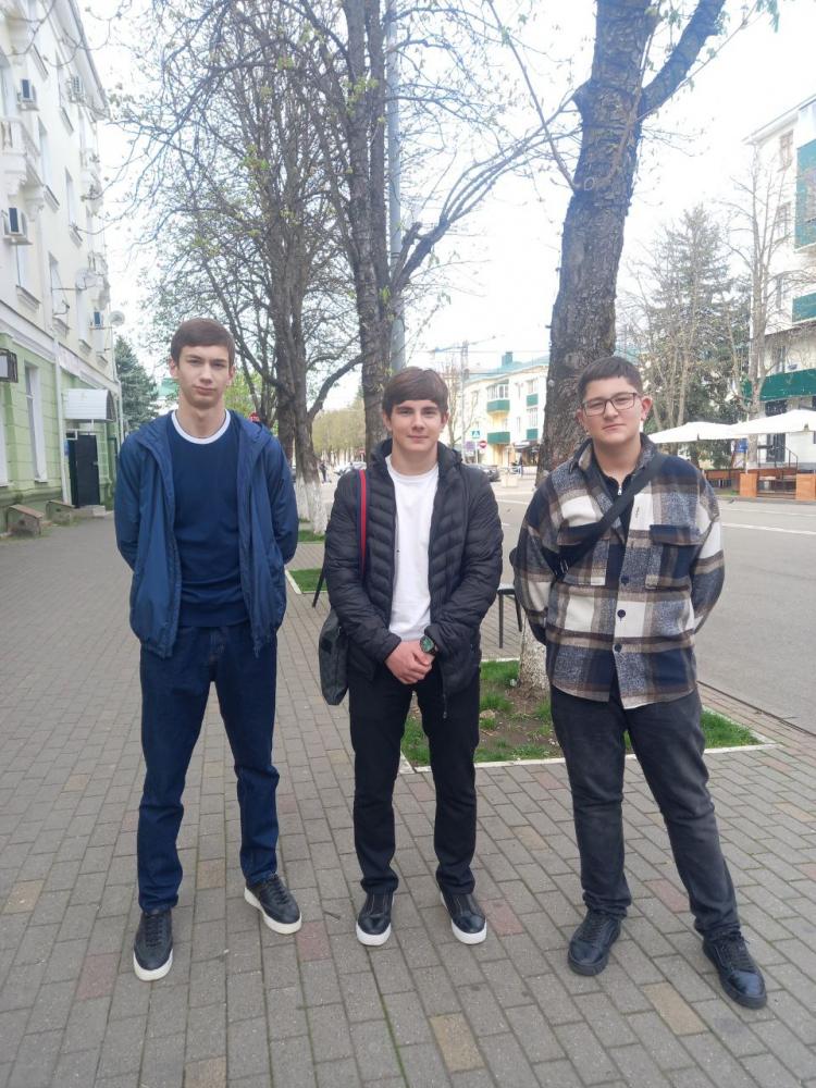 Самый весёлый праздник
Самый весёлый праздник