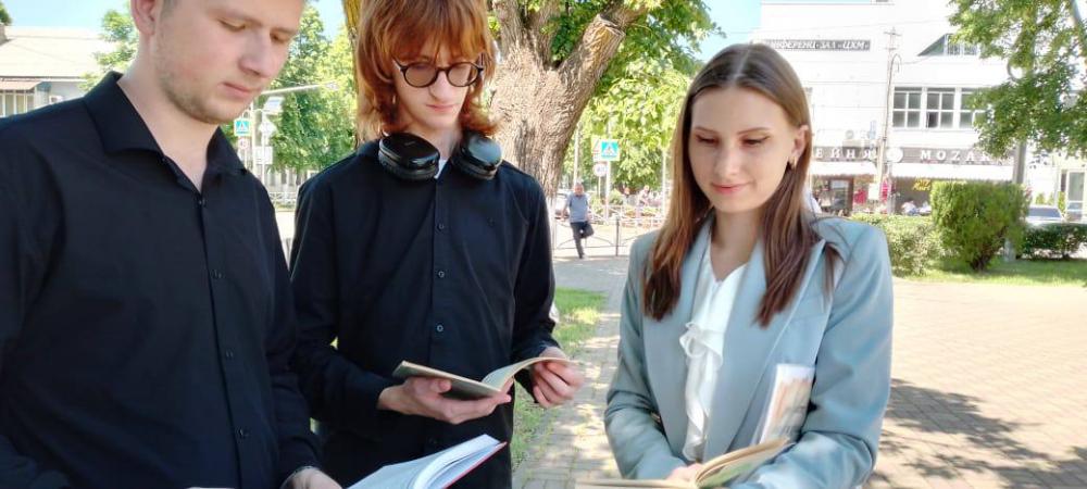 Кто знает Аз да Буки...
Кто знает Аз да Буки...