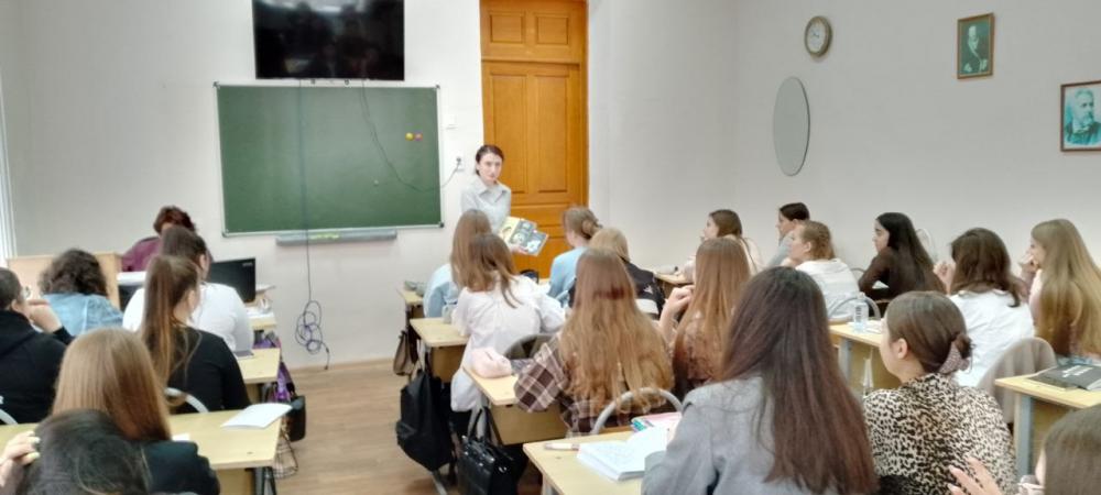 У человека есть любимая книга
У человека есть любимая книга
