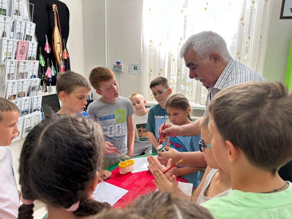 Копия Знамени Победы
Копия Знамени Победы