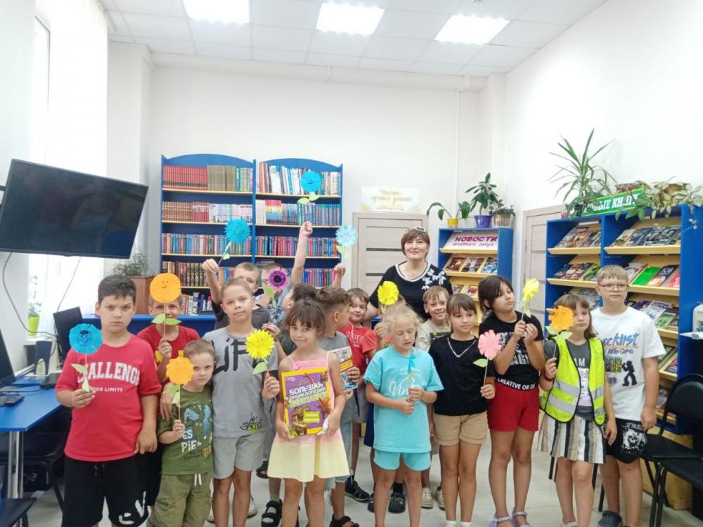 Волшебник мир цветов
Волшебник мир цветов