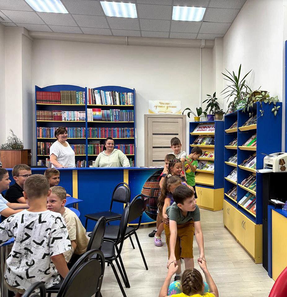 По литературным страницам
По литературным страницам