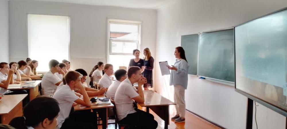 Мы празднуем этот день
Мы празднуем этот день
