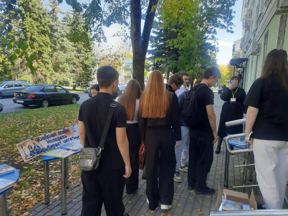 Урок-викторина ко дню рождения Евгения Шварца
Урок-викторина ко дню рождения Евгения Шварца