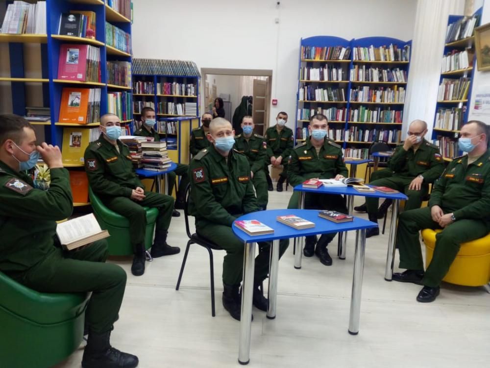 «Сталинградская битва – школа побед». (Г. К. Жуков). «Сталинградская битва – школа побед». (Г. К. Жуков).