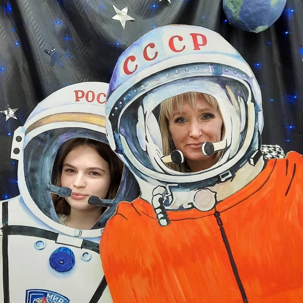 БИБЛИОНОЧЬ 2021 "ПУТЬ К ЗВЕЗДАМ" БИБЛИОНОЧЬ 2021 "ПУТЬ К ЗВЕЗДАМ"