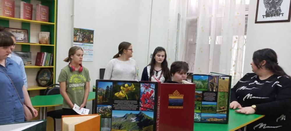 Краеведческая выставка "В царстве птиц" Краеведческая выставка "В царстве птиц"
