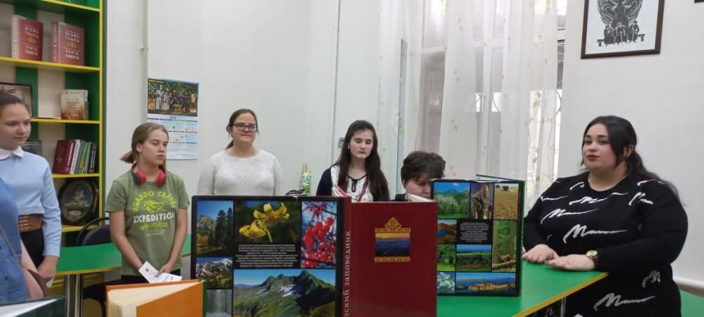 Краеведческая выставка "В царстве птиц" Краеведческая выставка "В царстве птиц"