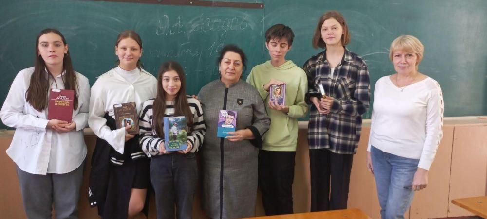 Дорожите счастьем, дорожите!
Дорожите счастьем, дорожите!
