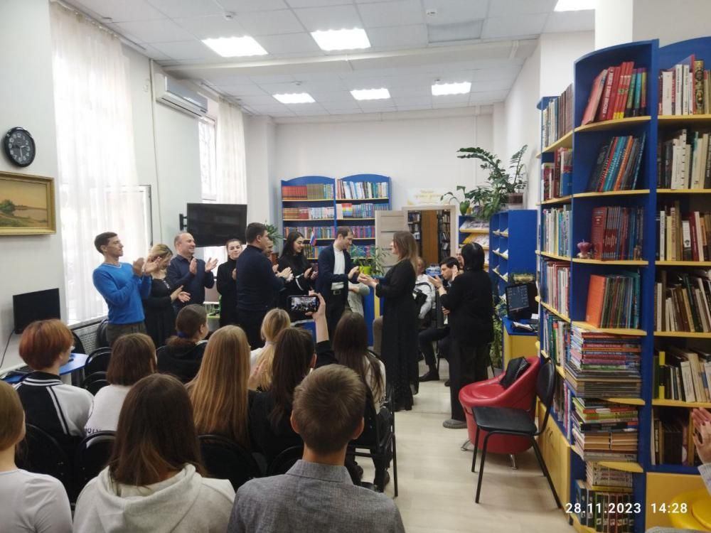 Встреча с участниками Государственного ансамбля народной песни и танца "Исламей"
Встреча с участниками Государственного ансамбля народной песни и танца "Исламей"