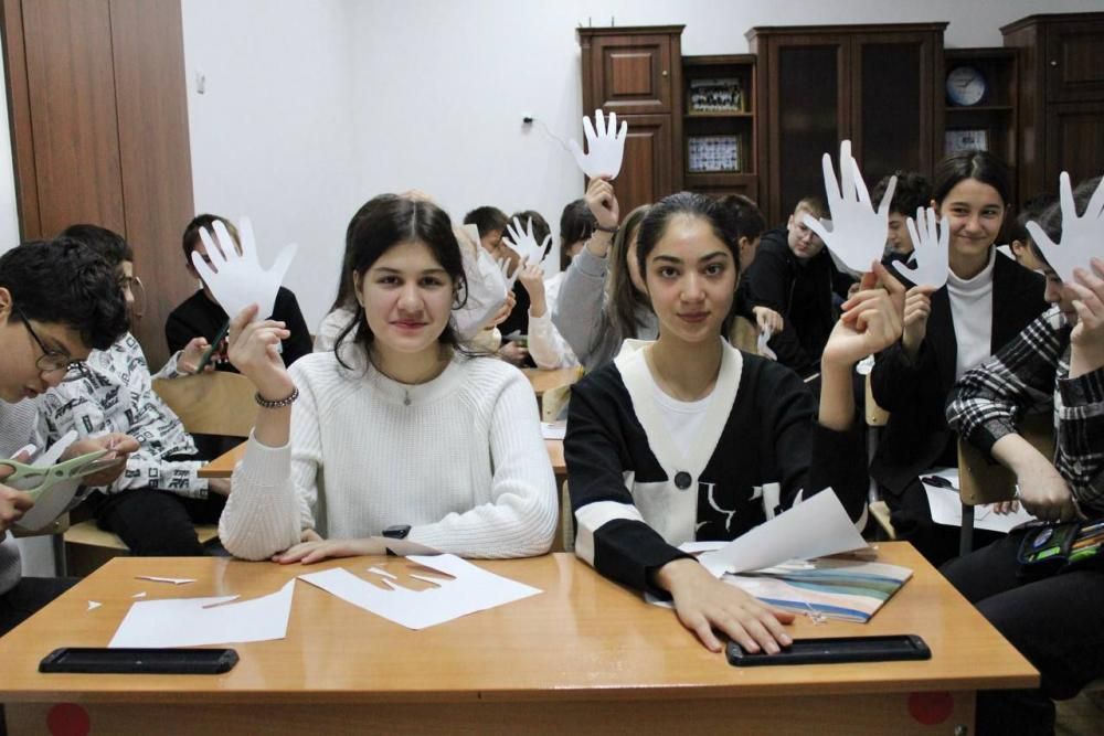 "Истина кроется в доброте"
"Истина кроется в доброте"