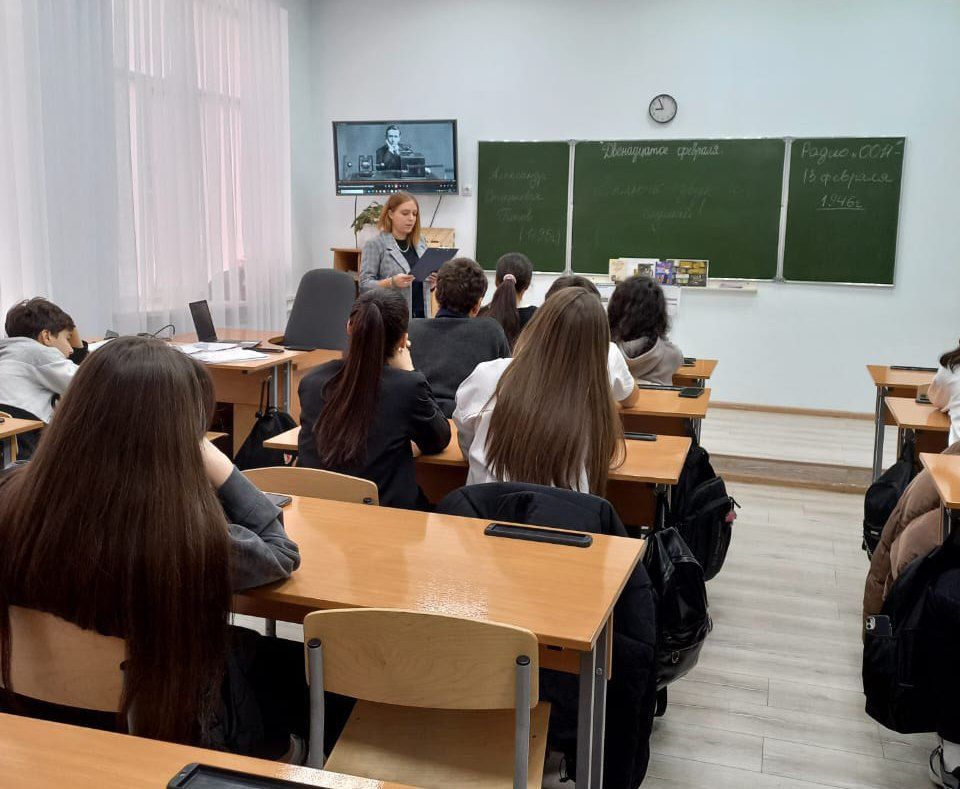 Включи звук и слушай
Включи звук и слушай