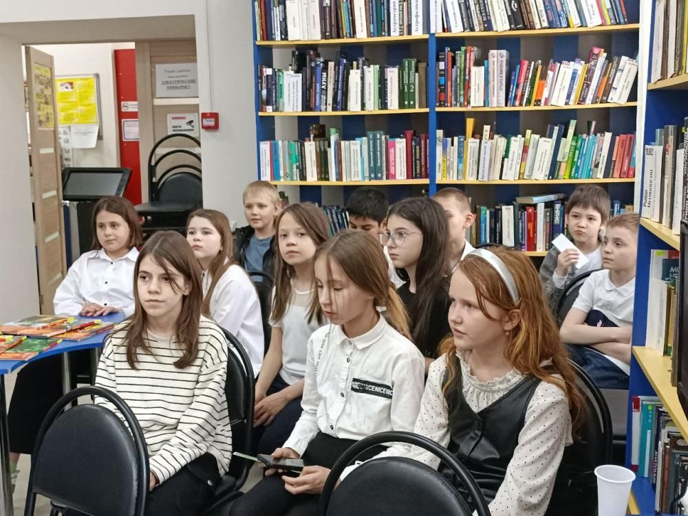 Книга - это наше детство
Книга - это наше детство