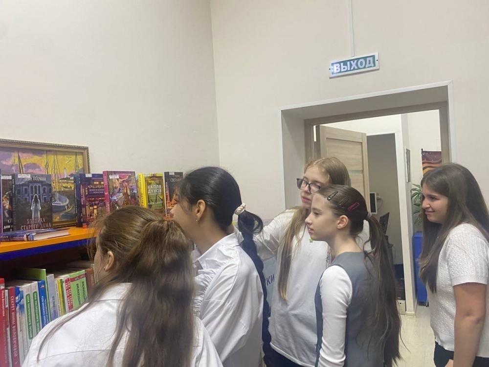 Знакомьтесь, новые книги
Знакомьтесь, новые книги