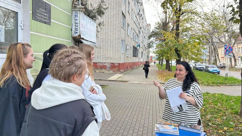 Знатоки литературы
Знатоки литературы