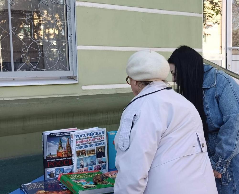 Наши помощники - словари и энциклопедии
Наши помощники - словари и энциклопедии